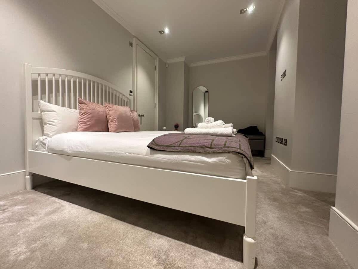 Sg, Chic Covent Garden Apartment ロンドン エクステリア 写真